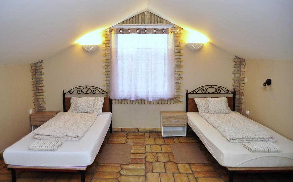Roadside Guest House Palić Exterior foto