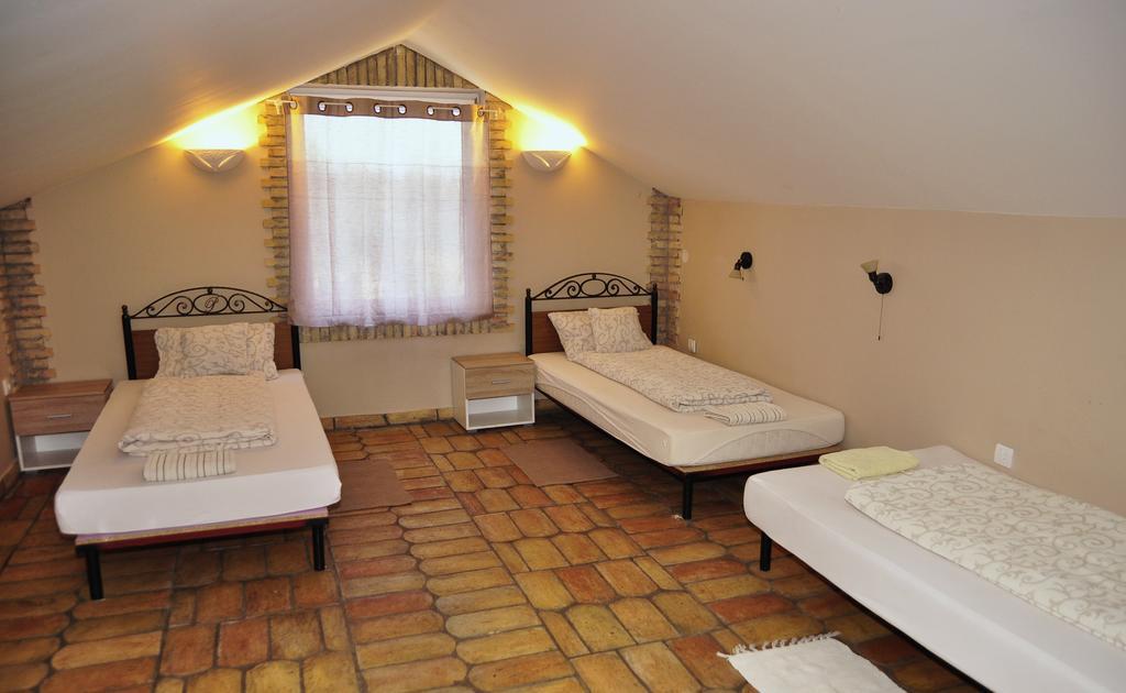 Roadside Guest House Palić Exterior foto